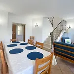ヴィラ Moradia T3 Aguia Marina, Com Piscina E Bbq アルブフェイラ
