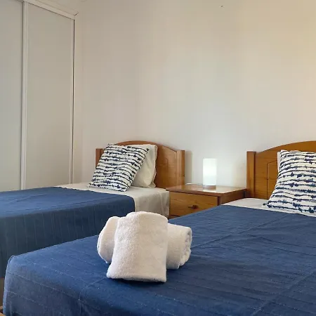 Moradia T3 Aguia Marina, Com Piscina E Bbq 别墅 *